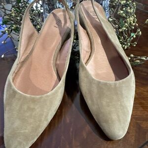 Elegant Tan Slingback Women's Shoes 9.5 J JILL TAN SUEDE SLING BACK FLATS.